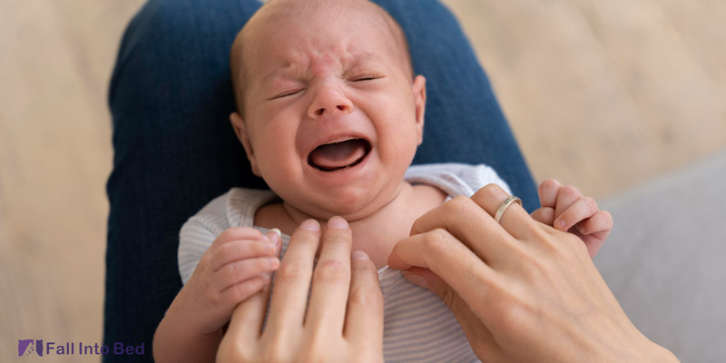 colic baby crying 